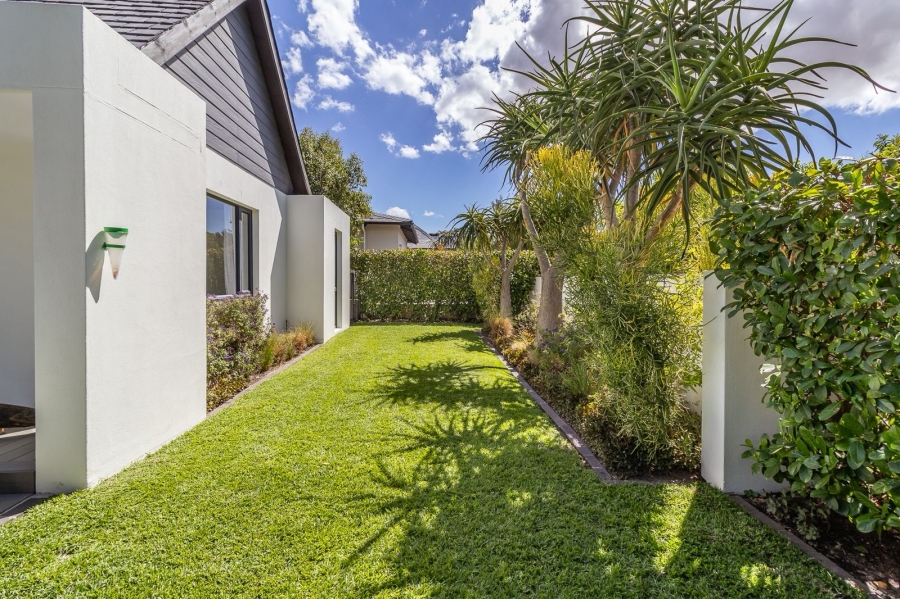 4 Bedroom Property for Sale in Pearl Valley at Val de Vie Western Cape